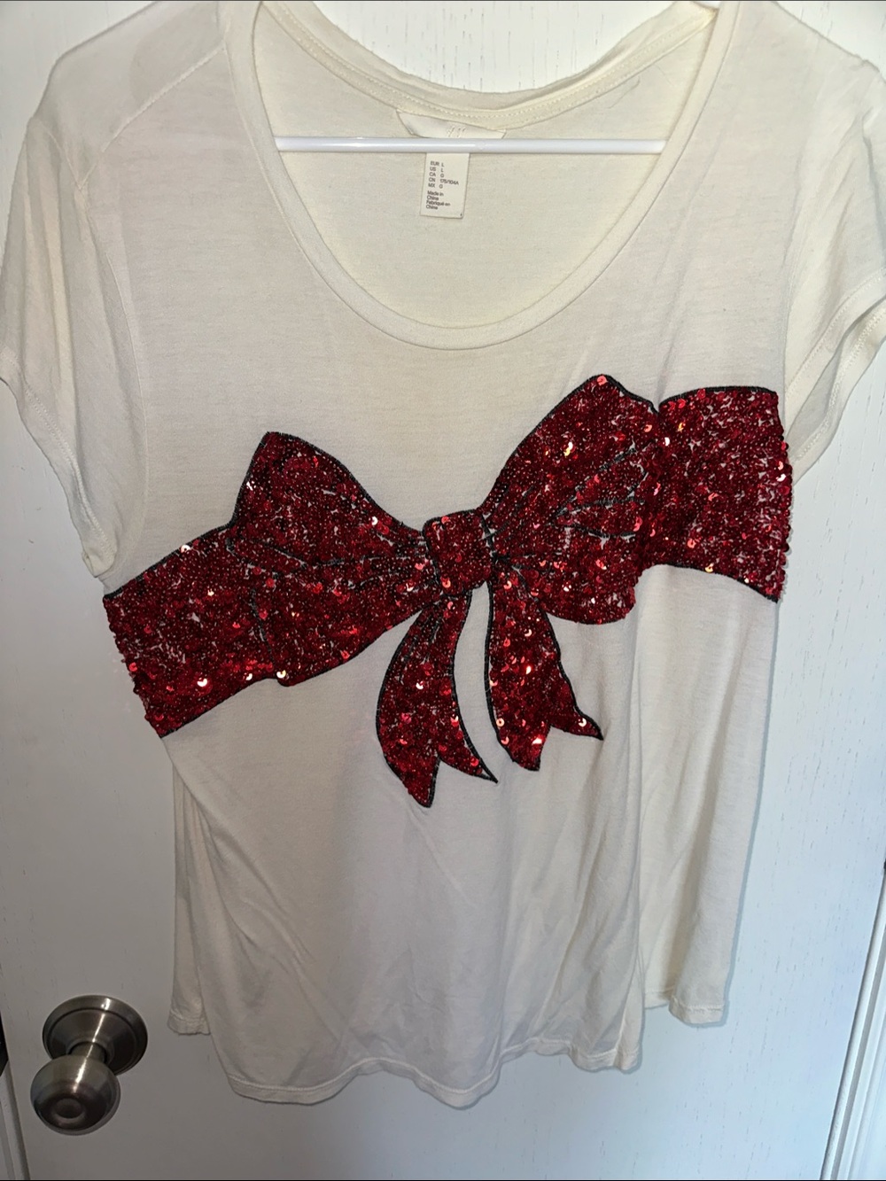 H&M Sequin Bow Accent White Women’s Tee